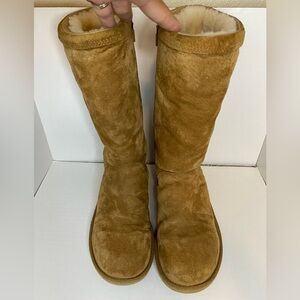 Ugg Australia women’s tall boots tan
